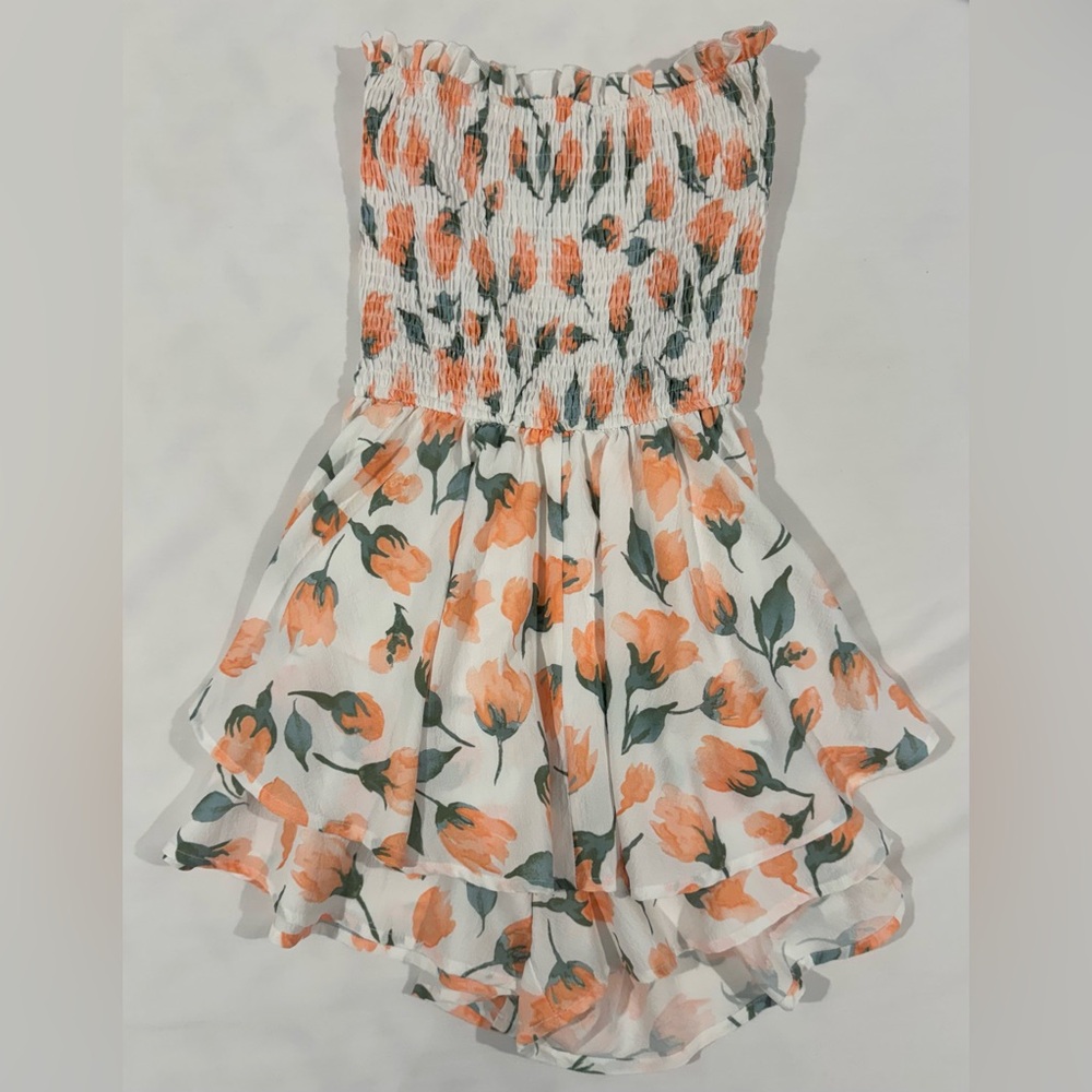 Altar'd State Margarie Floral Romper - Strapless, White, Peach; Never Worn - Picture 2 of 3